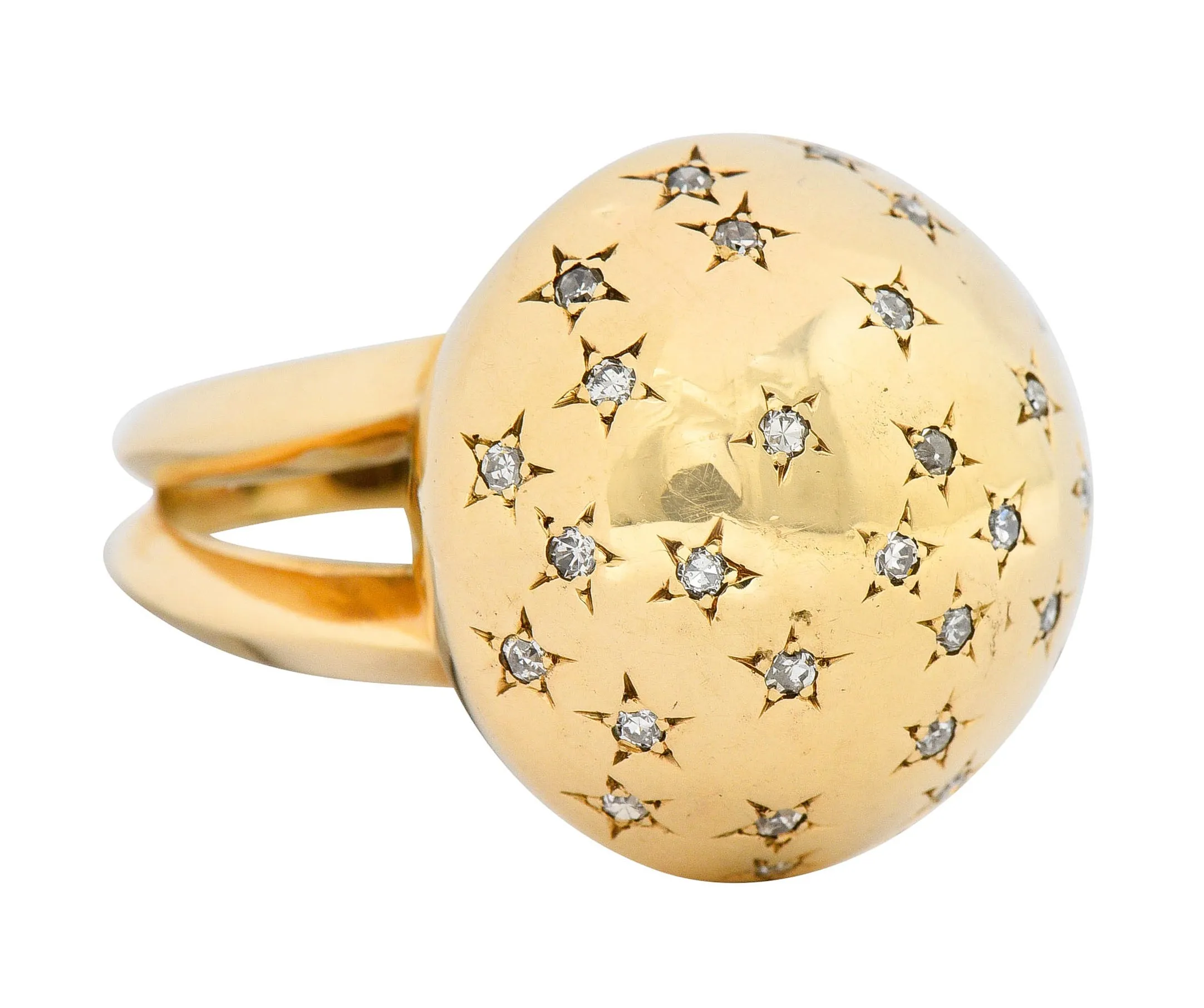 1940's Retro 0.75 CTW Diamond 14 Karat Gold Dome Ring