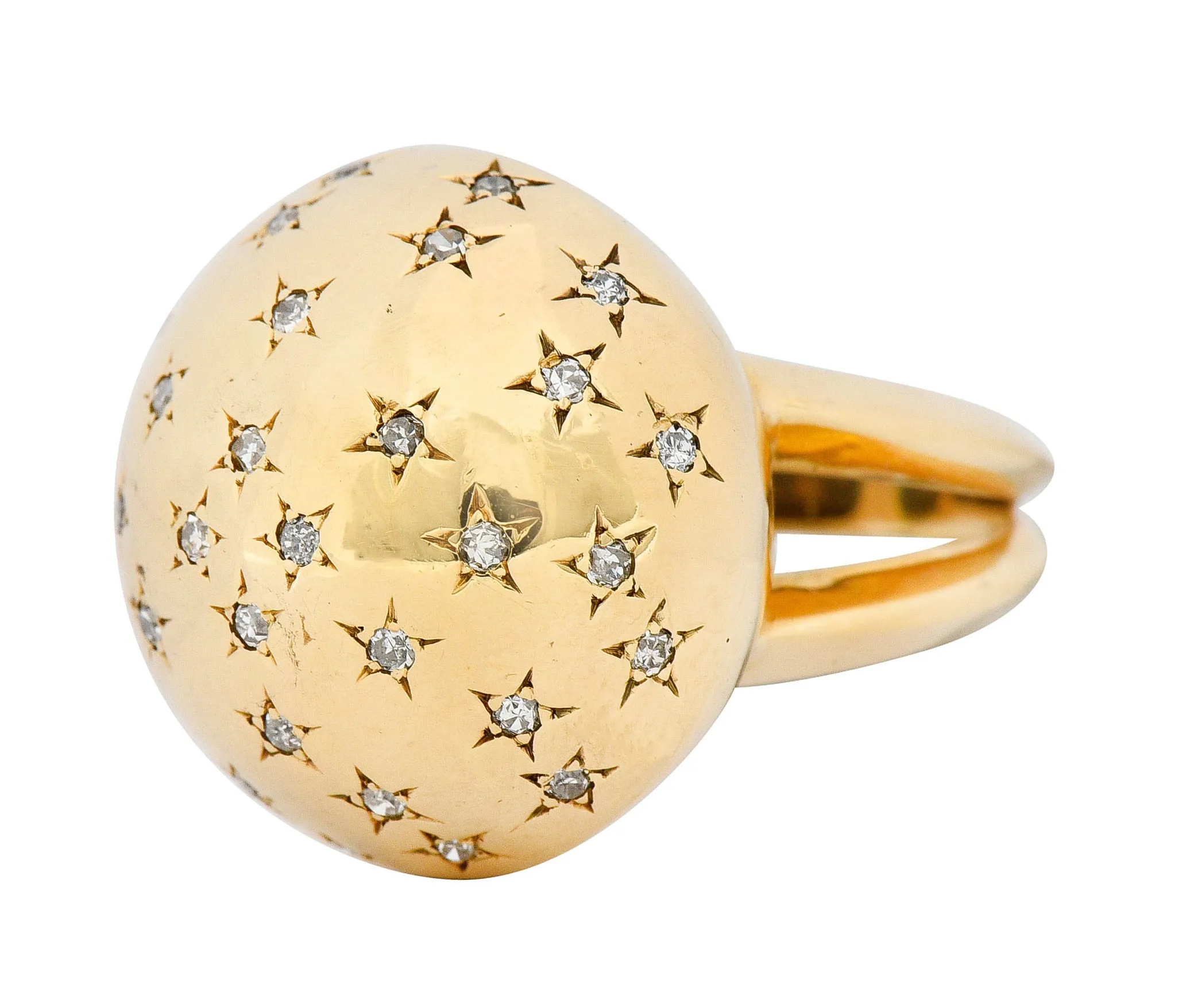 1940's Retro 0.75 CTW Diamond 14 Karat Gold Dome Ring