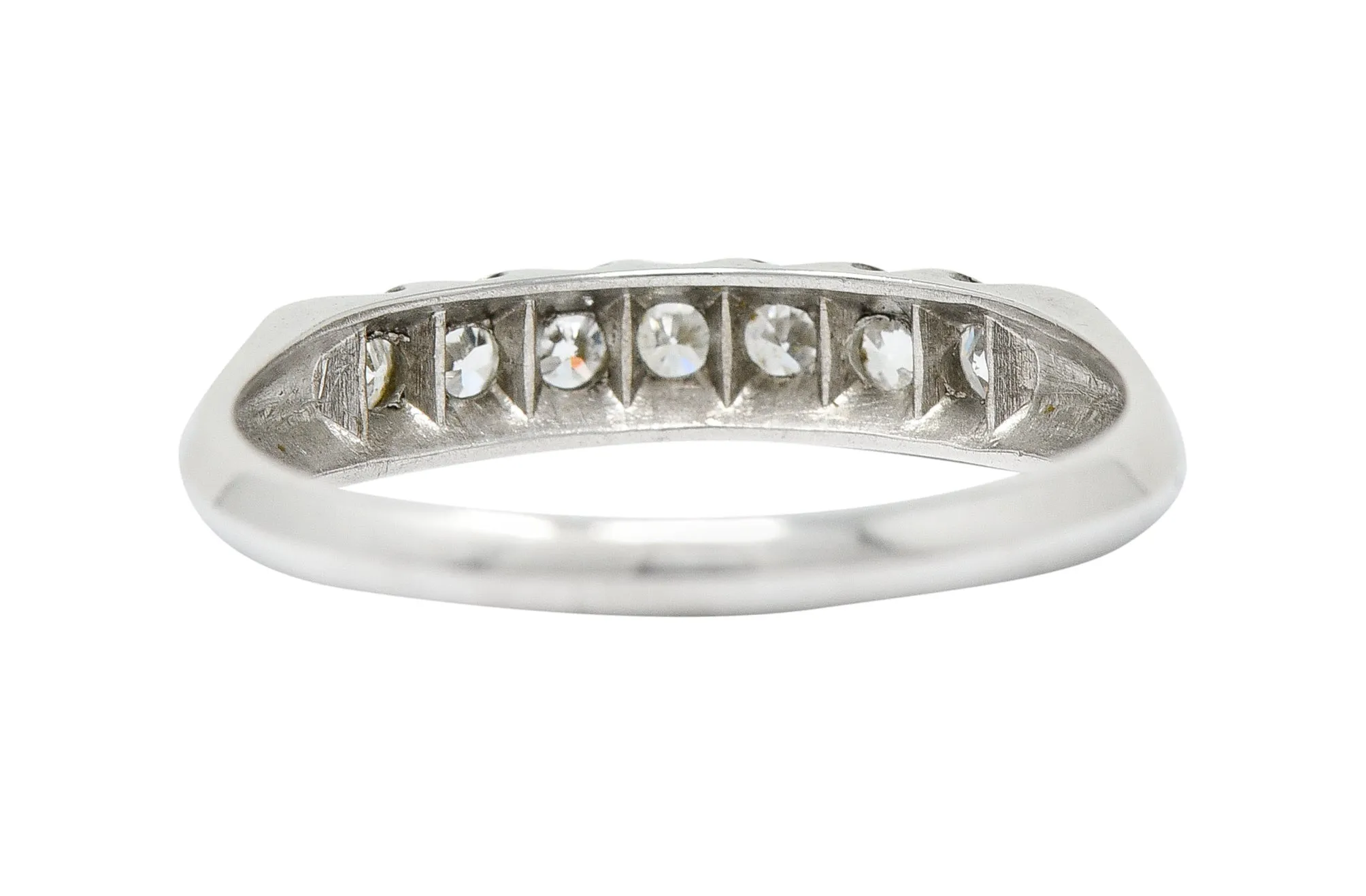 1940's Retro Diamond Platinum Fishtail Band Ring