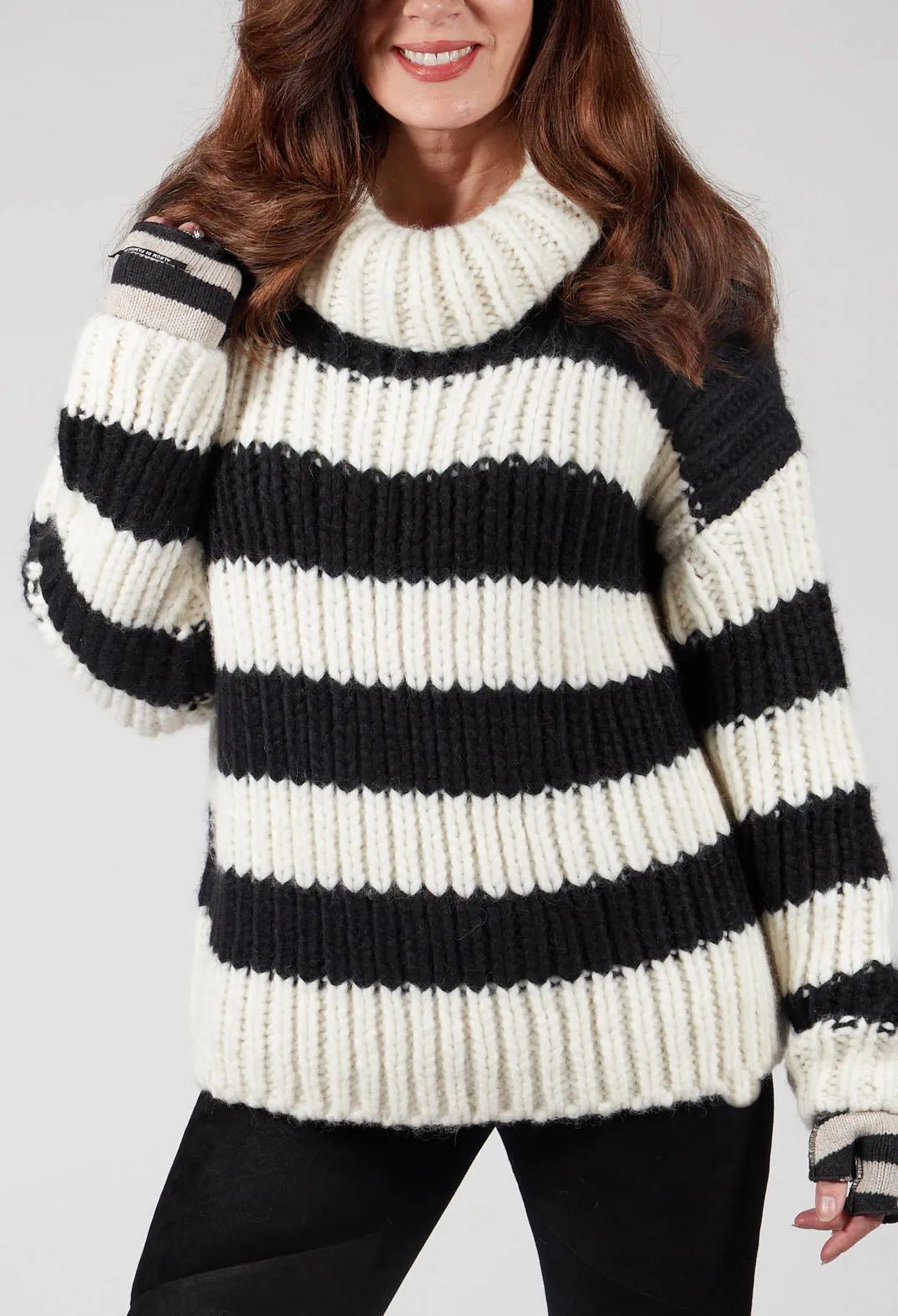 Ava Sweater in Black and White