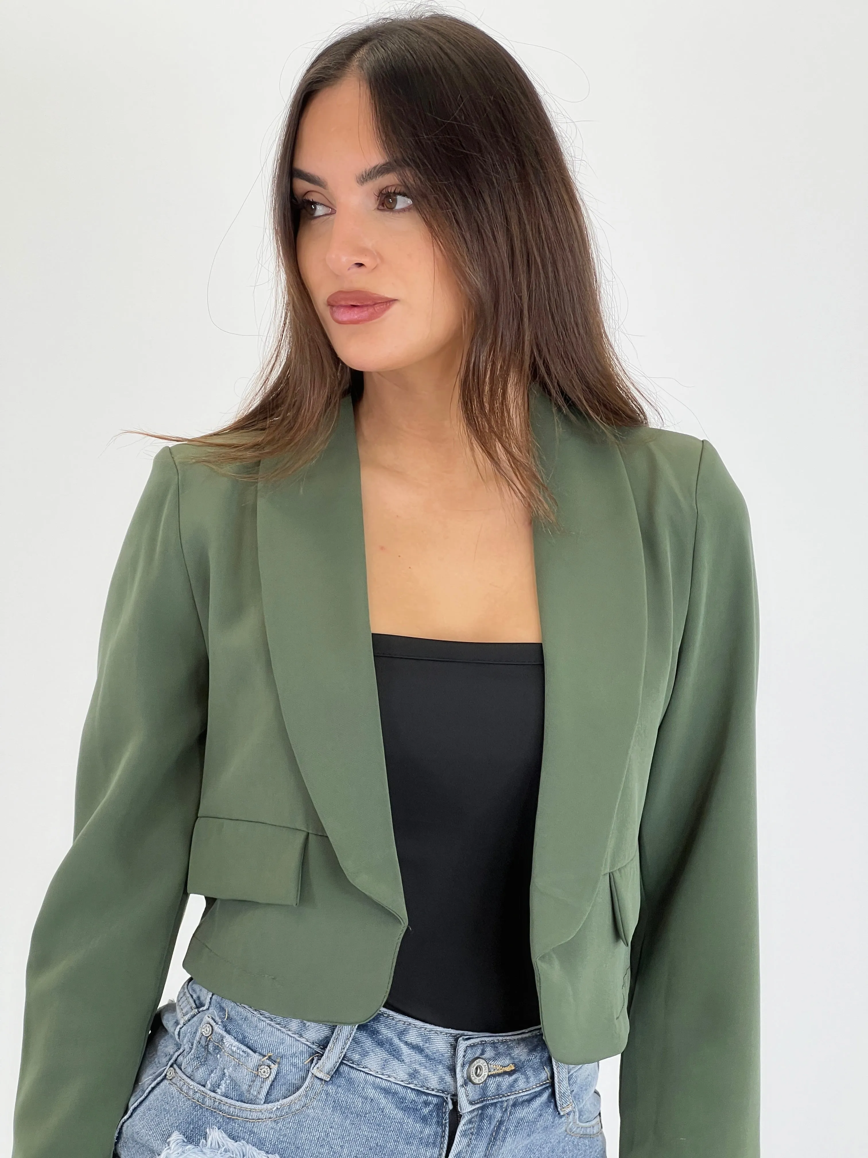 Blazer cropped bolsillos