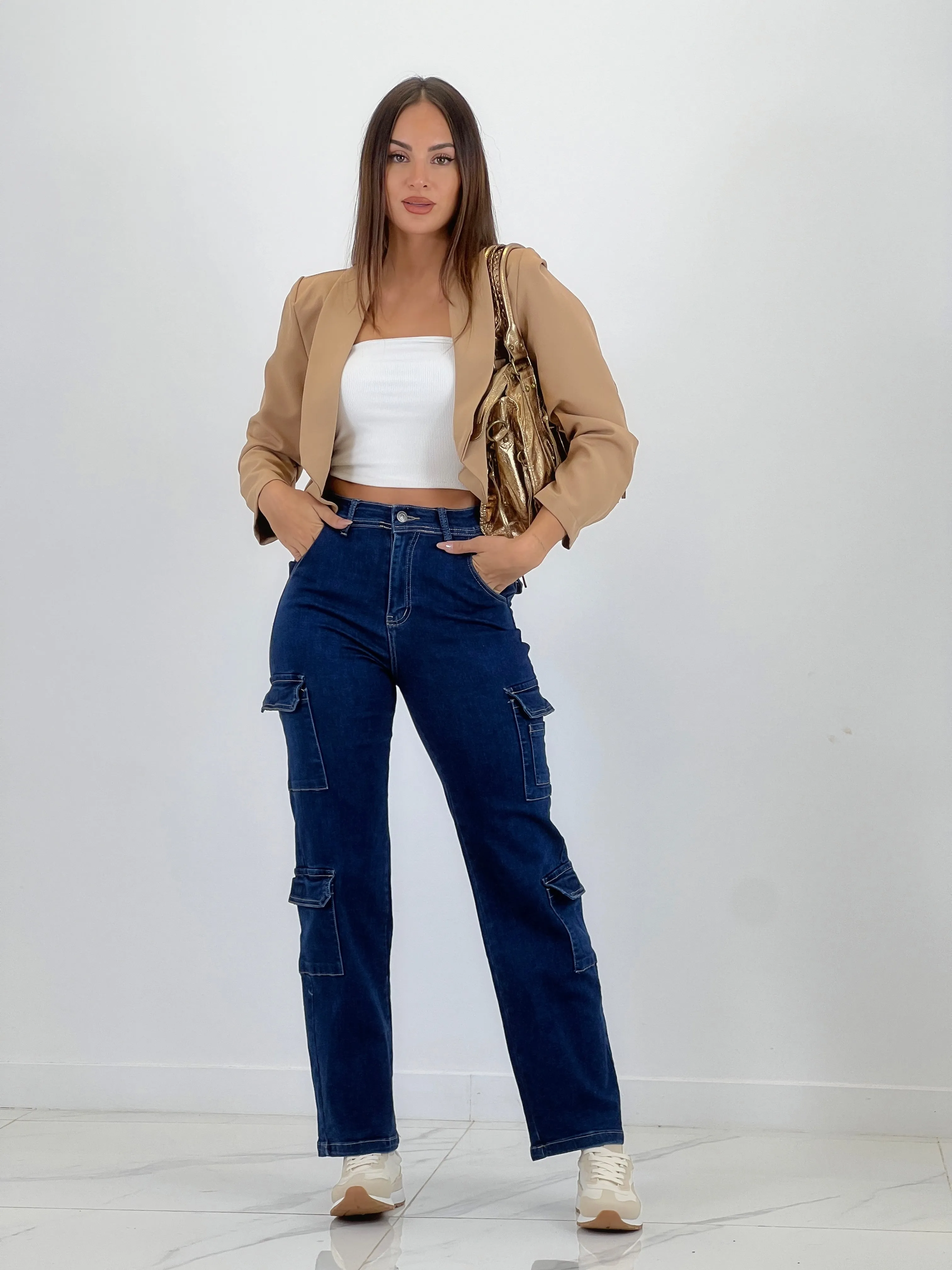 Blazer cropped bolsillos