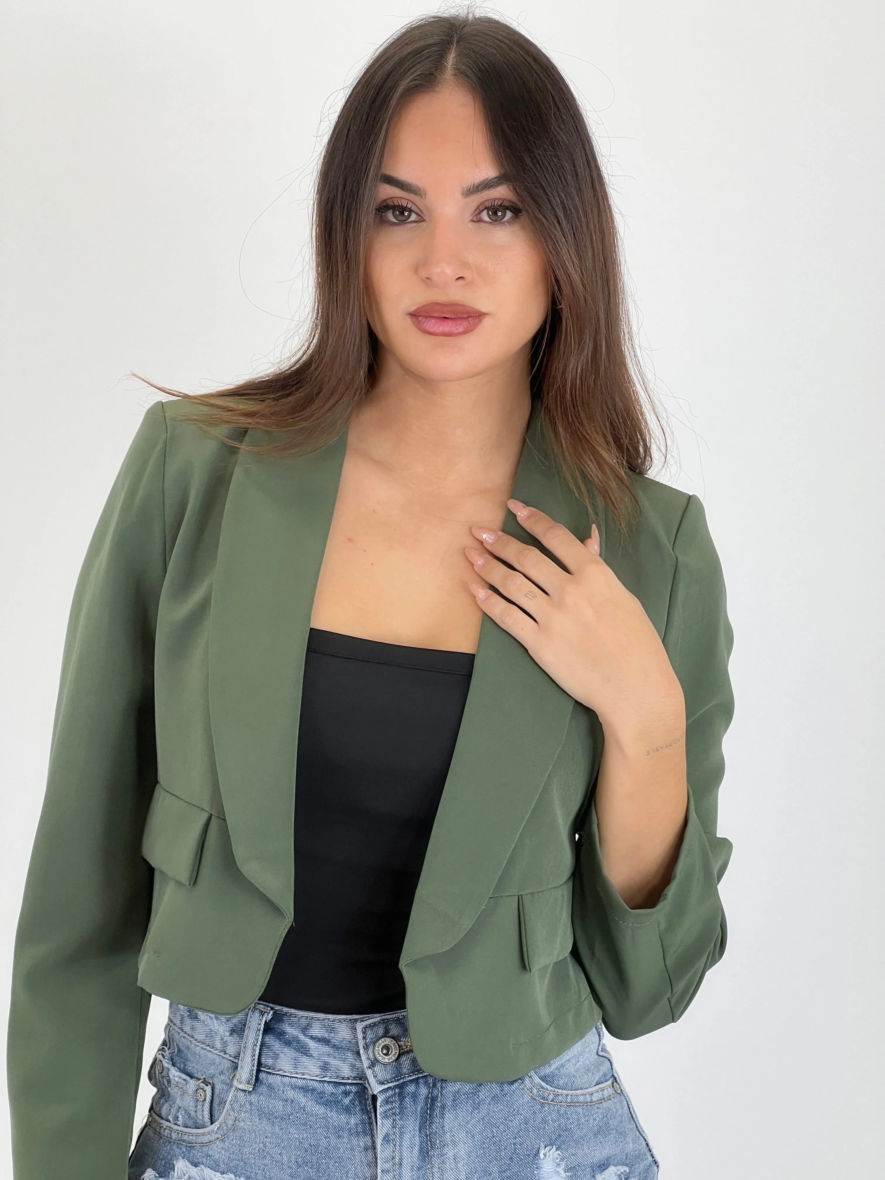 Blazer cropped bolsillos