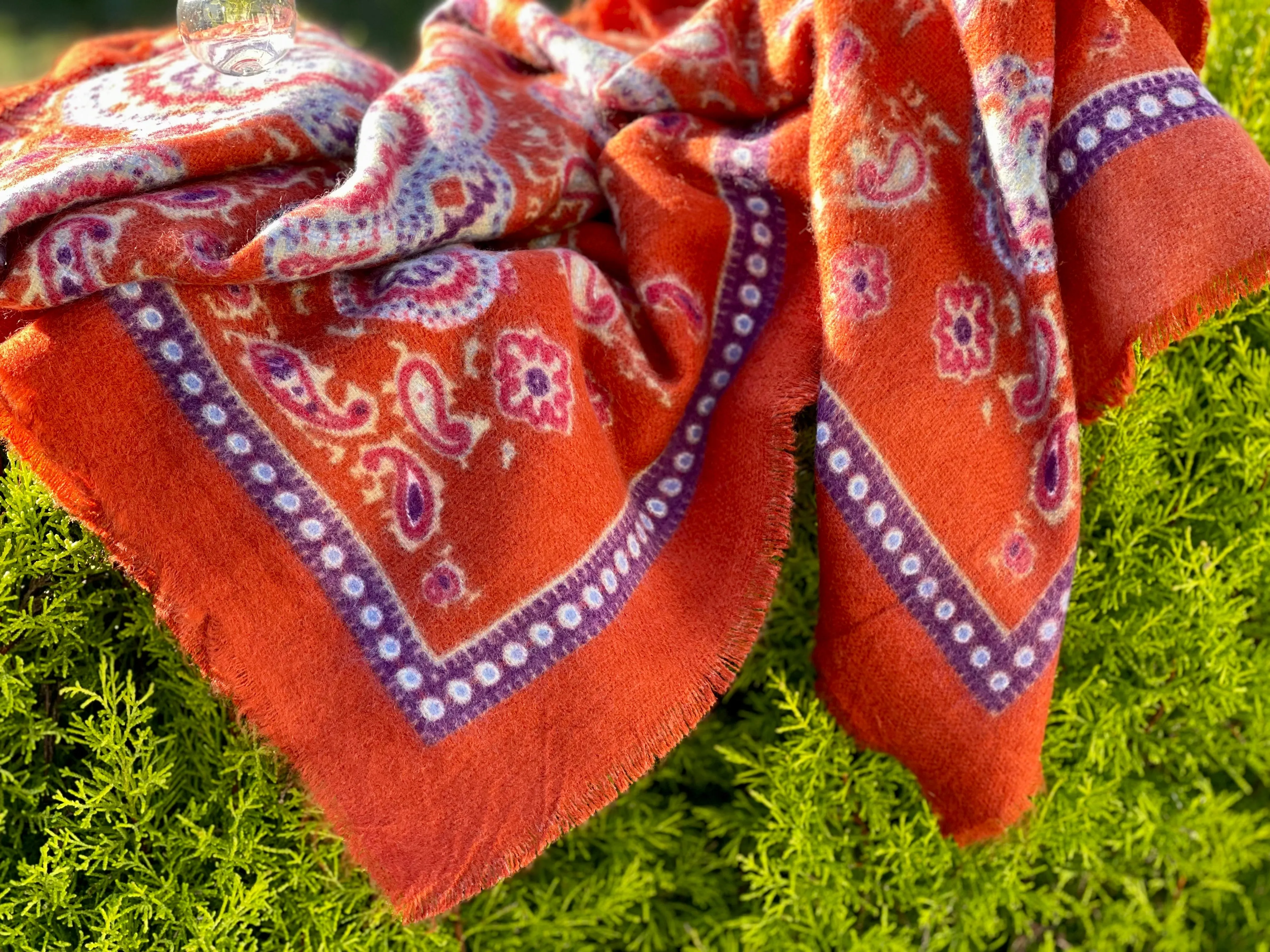 DELICIOUS AFTERGLOW SCARF / SHAWL