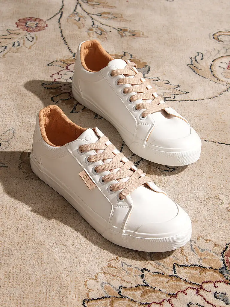 Dublin Lace up Sneakers