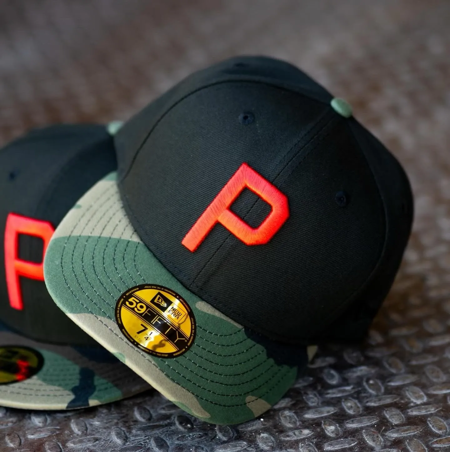 New Era Philadelphia Phillies Palace Grey UV (Black/Camo) 59Fifty Fitted