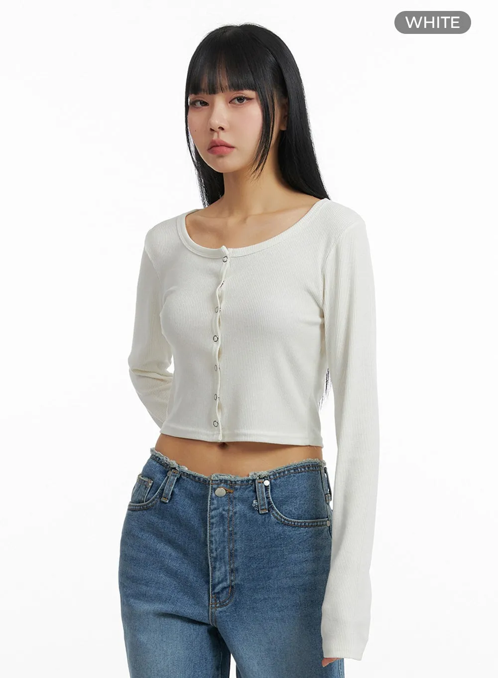 Round Neck Buttoned Long Sleeve Top IM414