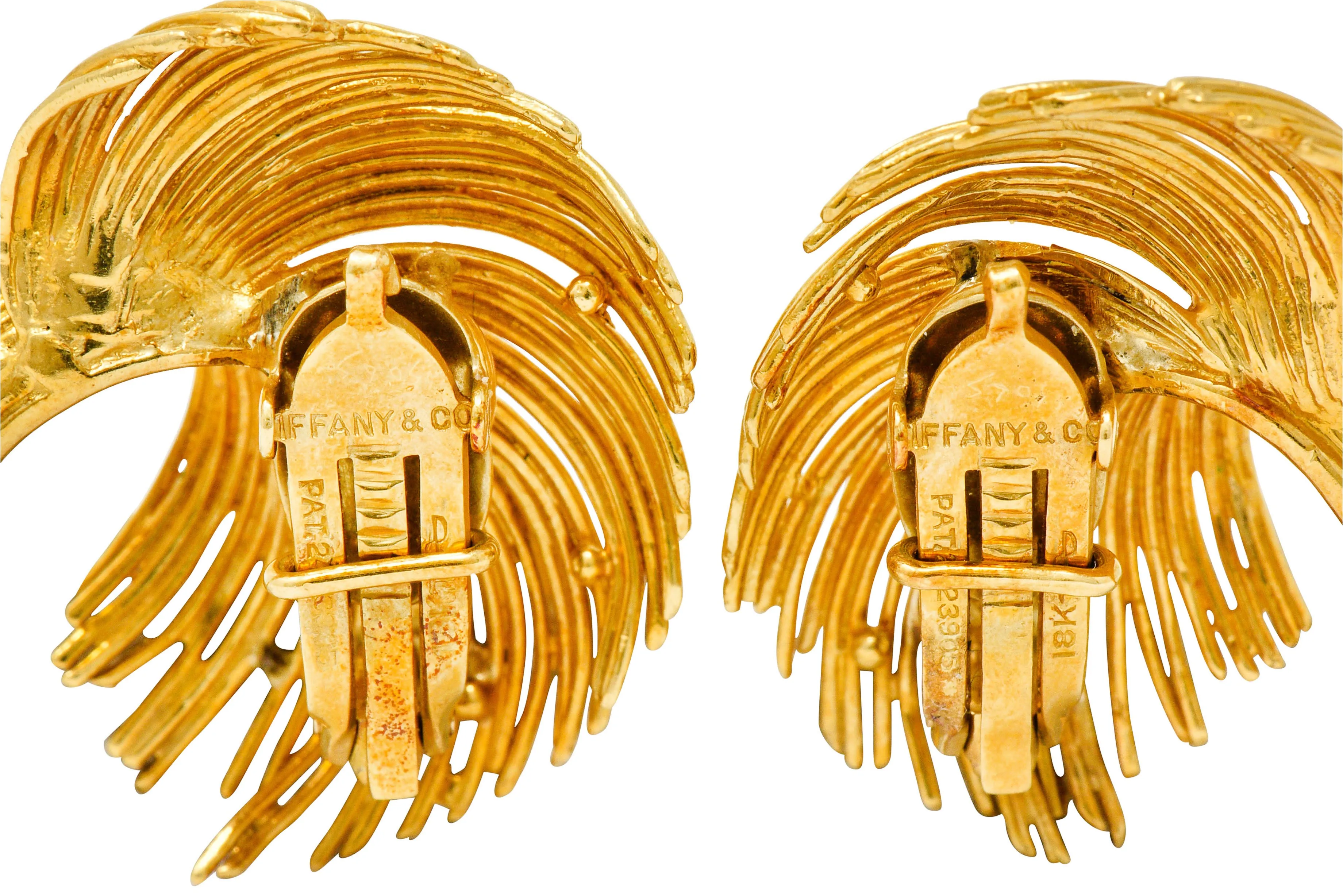 Tiffany & Co. Retro 18 Karat Gold Feather Ear-Clip Earrings Circa 1940s