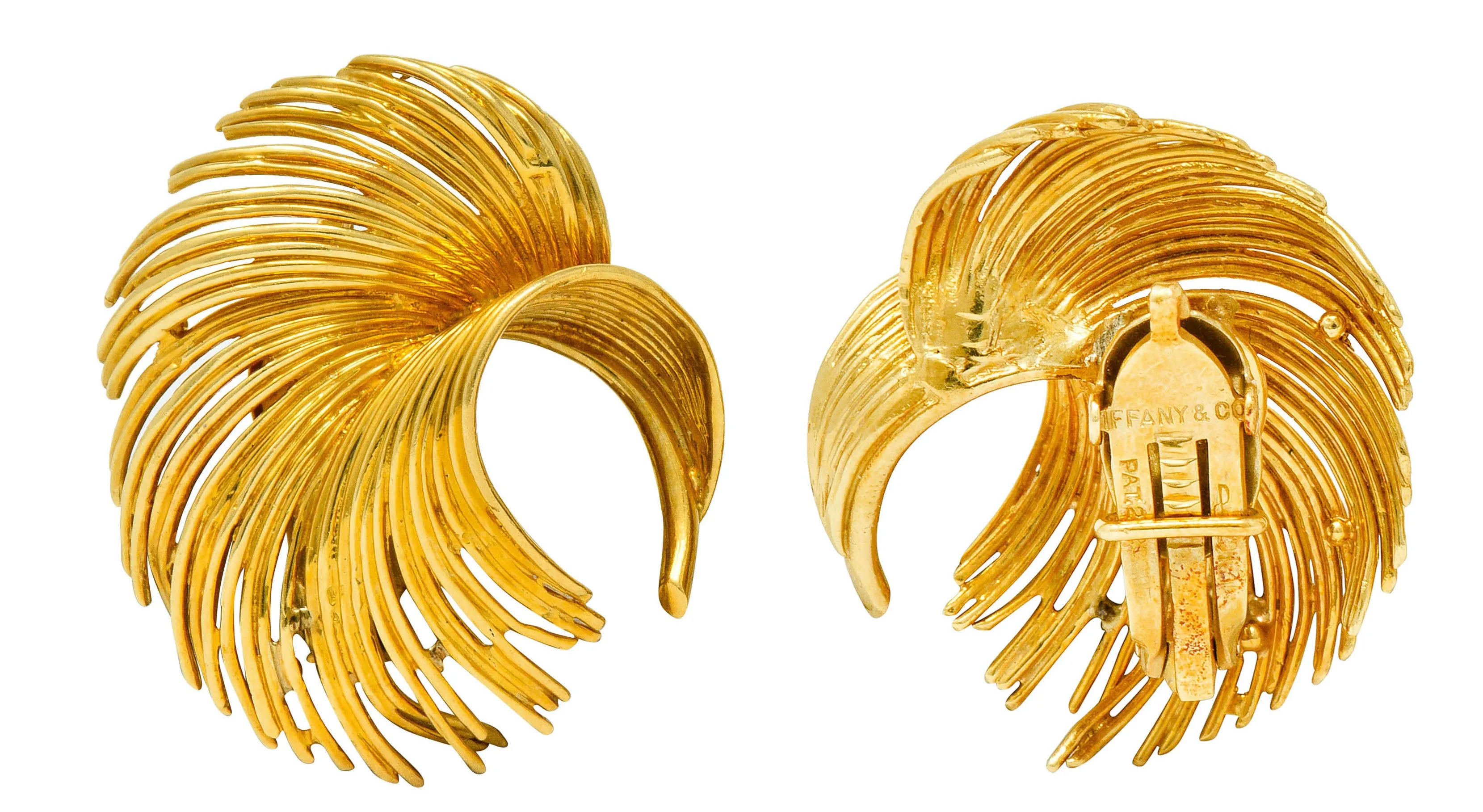 Tiffany & Co. Retro 18 Karat Gold Feather Ear-Clip Earrings Circa 1940s