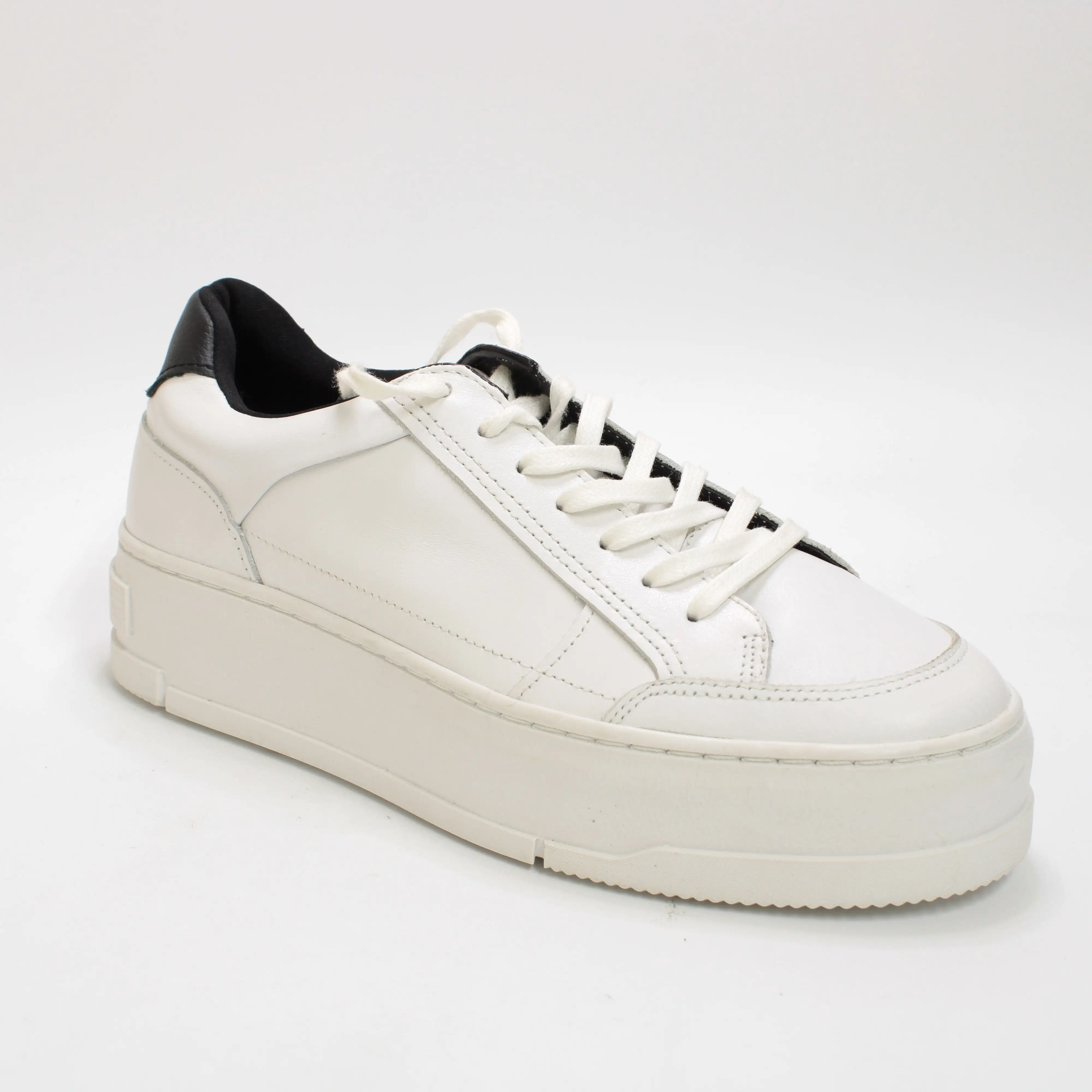 Vagabond Shoemakers Judy Platform White Black